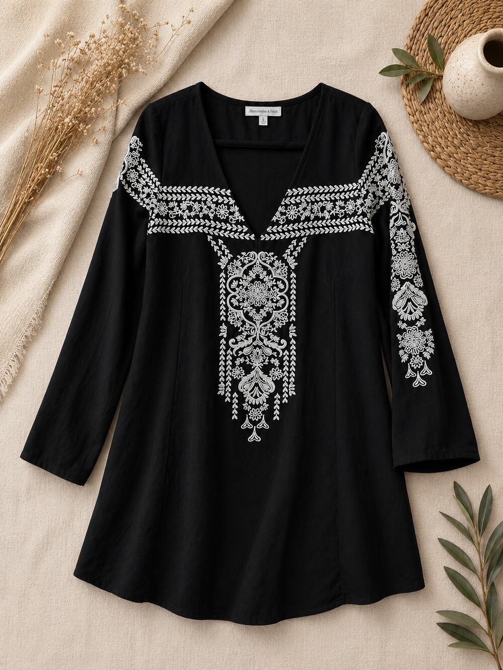Abercrombie & Fitch Women A-Line Embroidered Tunic Dress Long Sleeve Black Sz S